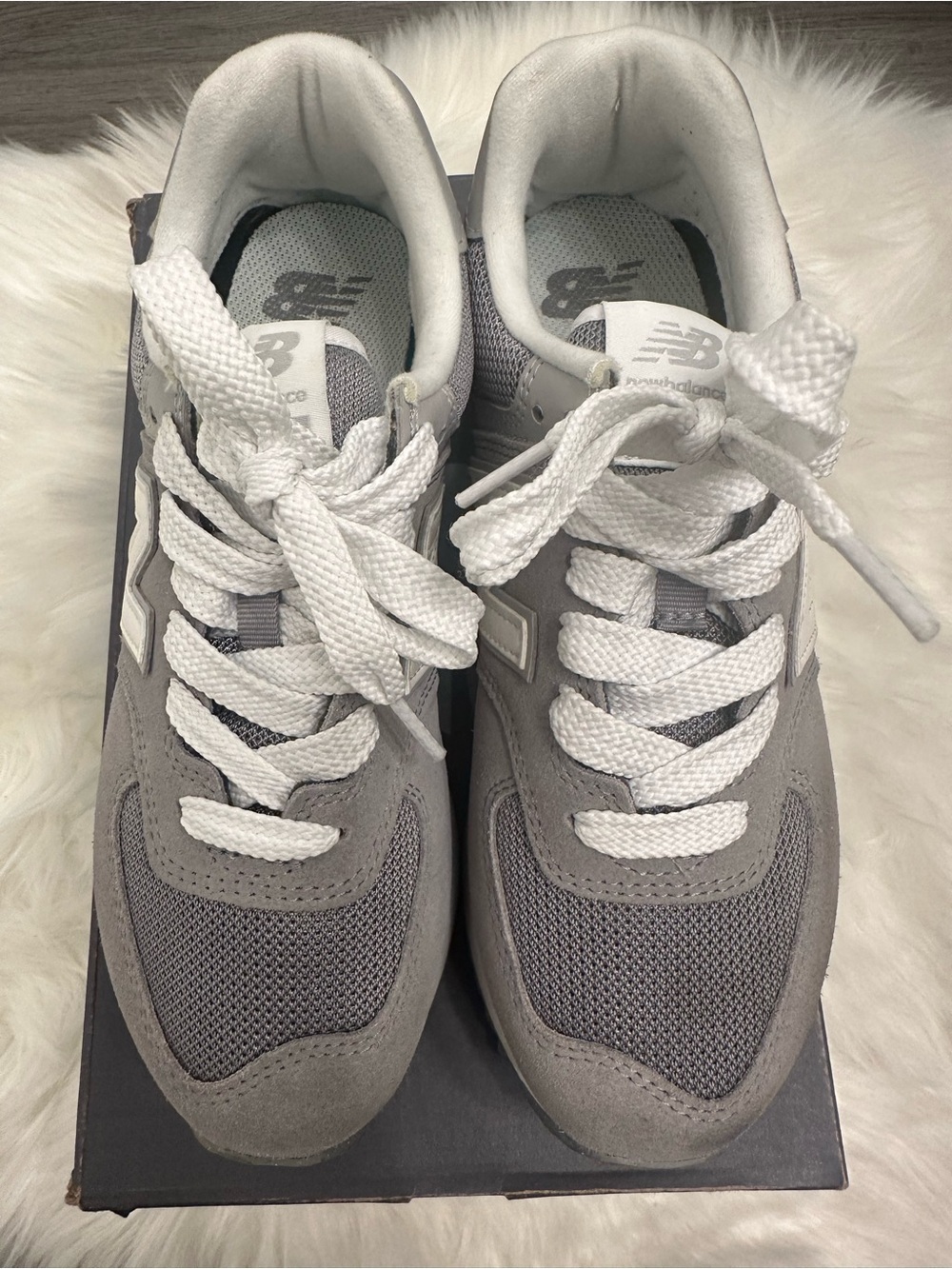 New Balance Women's Light Gray and White Platform Lace-Up Sneakers - Picture 2 of 5